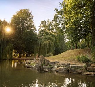 Residenzschloss Mergentheim, Schlosspark mit See