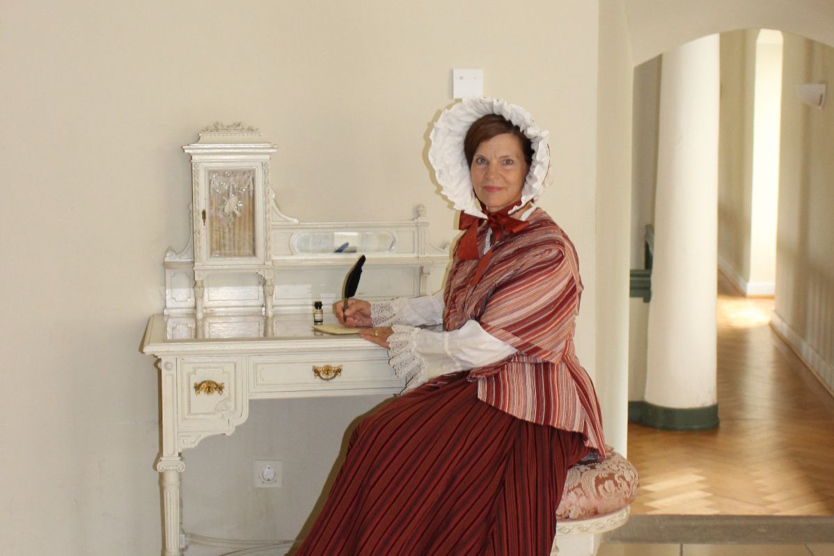 Residenzschloss Mergentheim, Event, Kostümführung zu Mörike